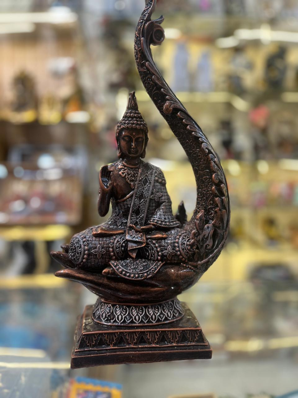 Antique Copper Meditating Buddha Statue on Hand with Leaf Halo – Resin Showpiece