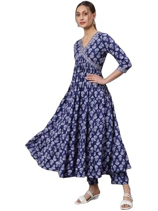 Women Rayon Printed V-Neck 3/4 Sleeve Alia Cut Tiered Kurta