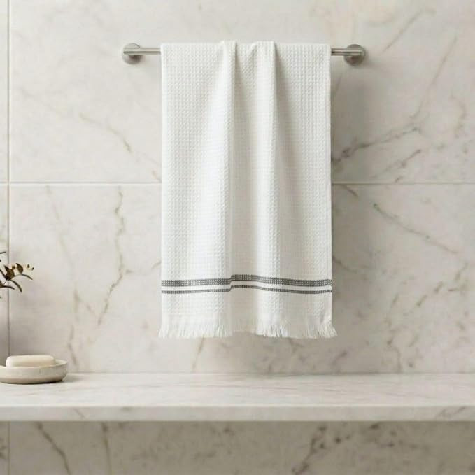 Living Premium Cotton Light Weight Quick-Dry High Absorbent Cotton Bath Towel Green Stripes, 75x150 Cm (Pack of 1)