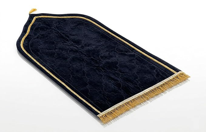 Velvet Kids Prayer Mat | Thick Soft Janamaz for Children | Anti-Skid, Foldable & Portable Small Muslim Namaz Carpet Rug with Tassel Accents | Perfect Islamic Gift for Ramadan & Eid (46 x 81 cm) Black