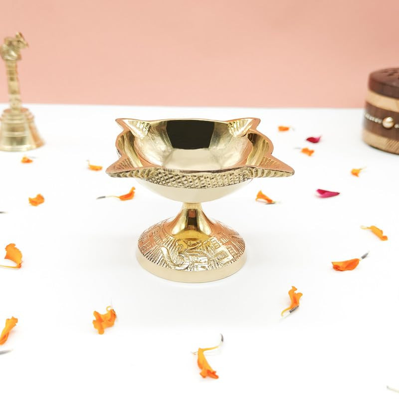 GENERIC 4 Face Brass Diya for Pooja, Mandir, Diwali Festival Oil lamp Diya for Daily Pooja/Diwali Pooja Charmukhi Diya for Pooja (Size - 5cm)
