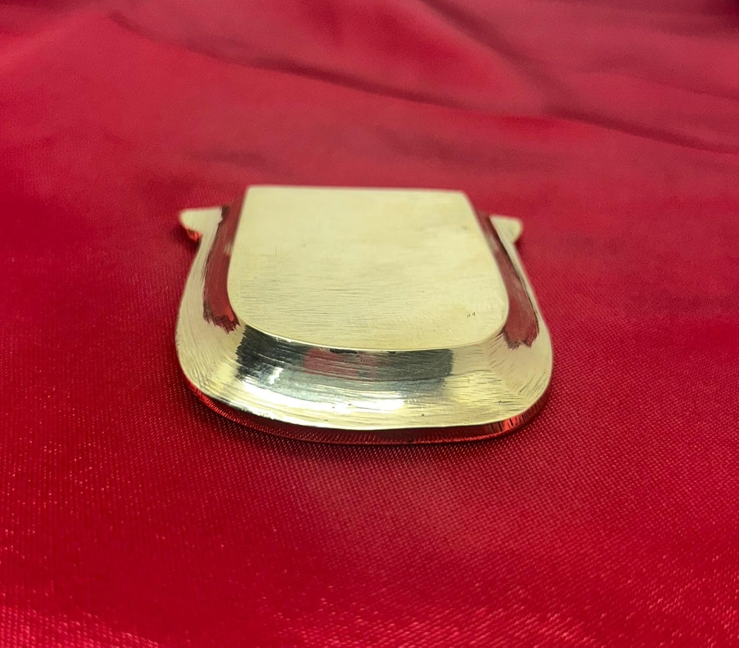 Mini Ashtalakshmi Engraved Brass Muram| Lakshmi Kubera Pooja Article| Spiritual Muram for Wealth & Prosperity| Winnower (Murram) for Kubera Pooja| Supli Soop Sup Chhat Moram Mara for Puja (P472)